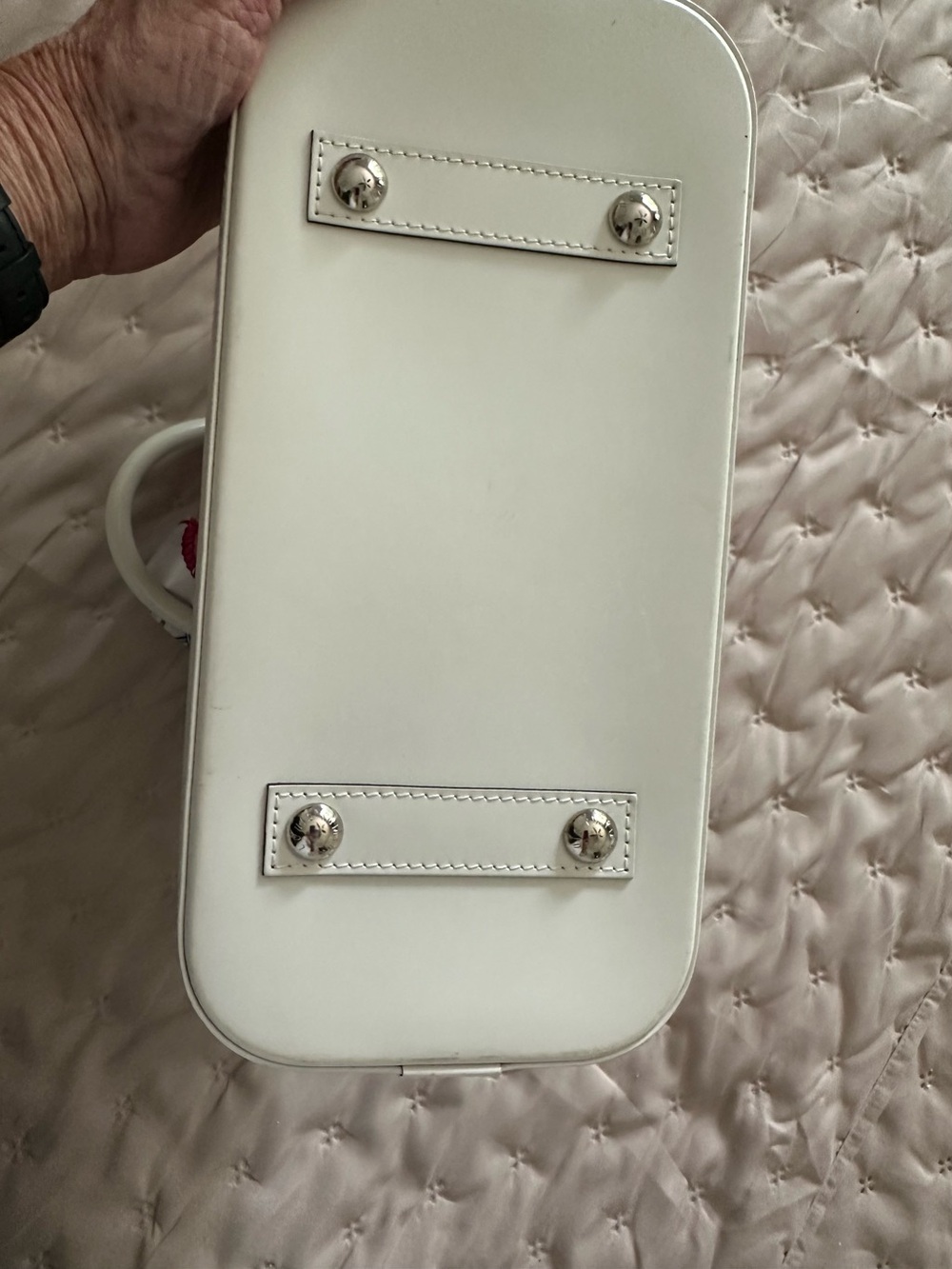 Louis Vuitton White Alma MM Top-Handle Bag with Silver Hardware - Picture 7 of 11